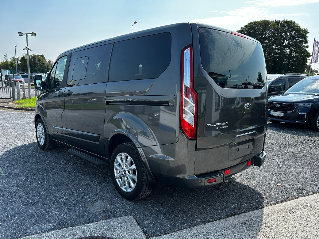 2021 Ford Tourneo Custom