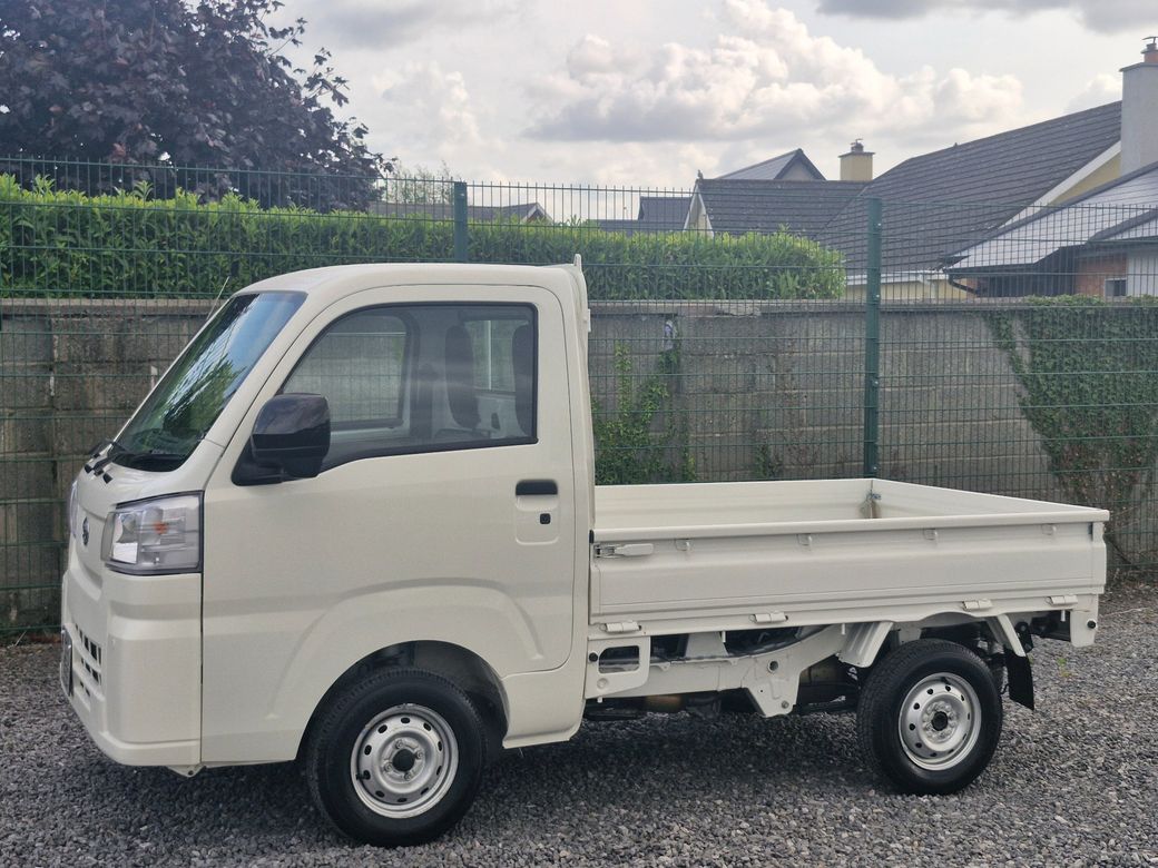 2022 Daihatsu Hijet