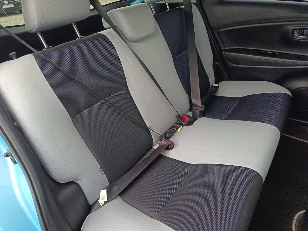 2015 Toyota Vitz