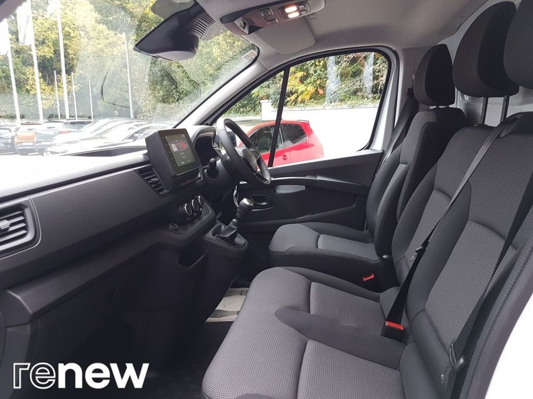 2025 Renault Trafic
