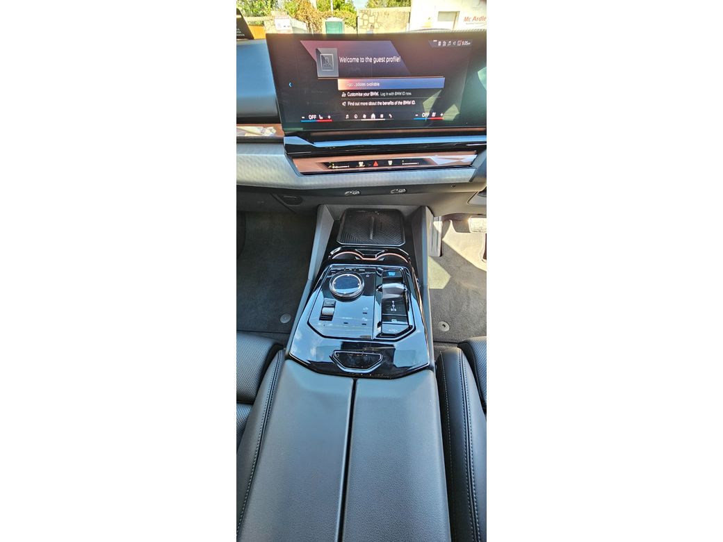 2024 BMW i5