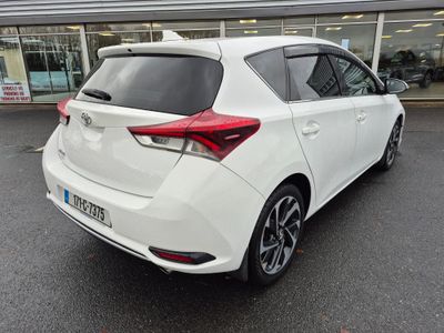 2017 Toyota Auris