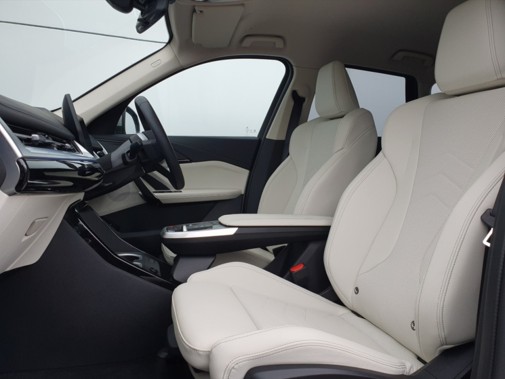 2026 BMW iX1