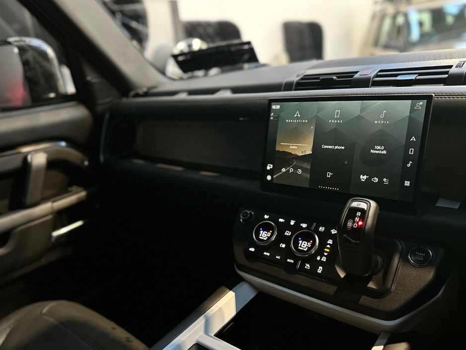 2025 Land Rover Defender
