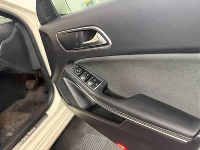 2016 Mercedes-Benz A 180