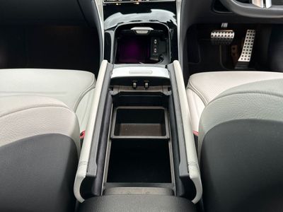 2025 Mercedes-Benz GLC Class