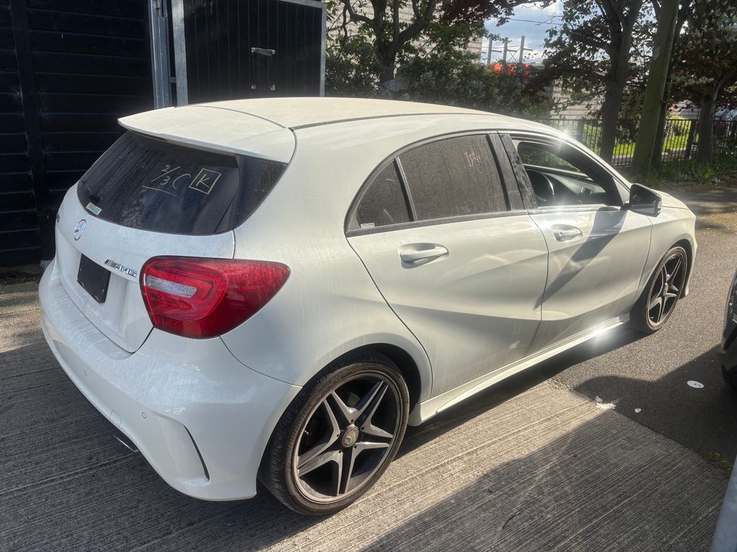 2013 Mercedes-Benz A 180