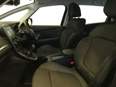 2021 Renault Grand Scenic
