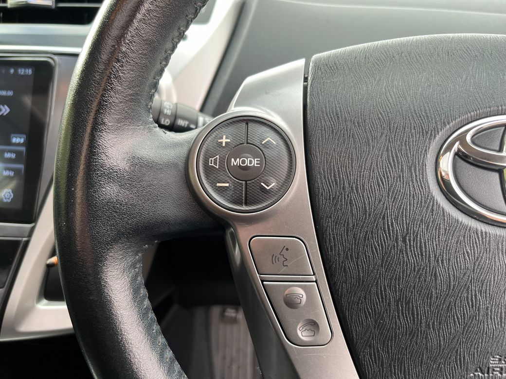 2015 Toyota Prius Alpha