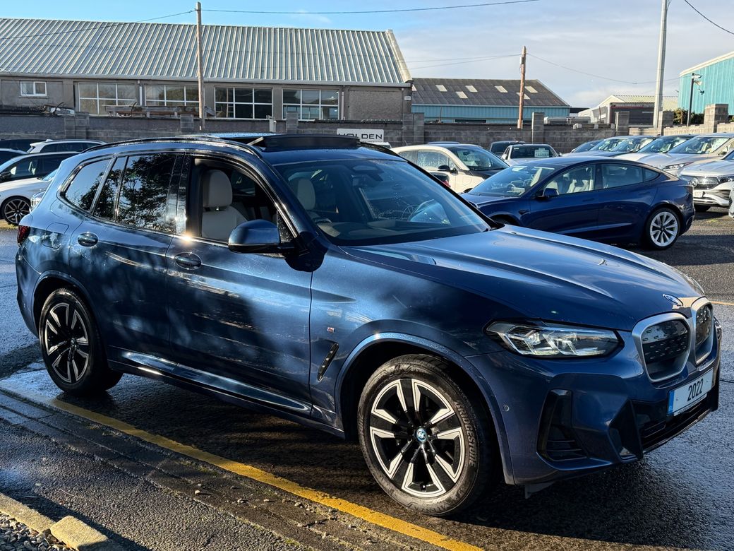 2022 BMW iX3