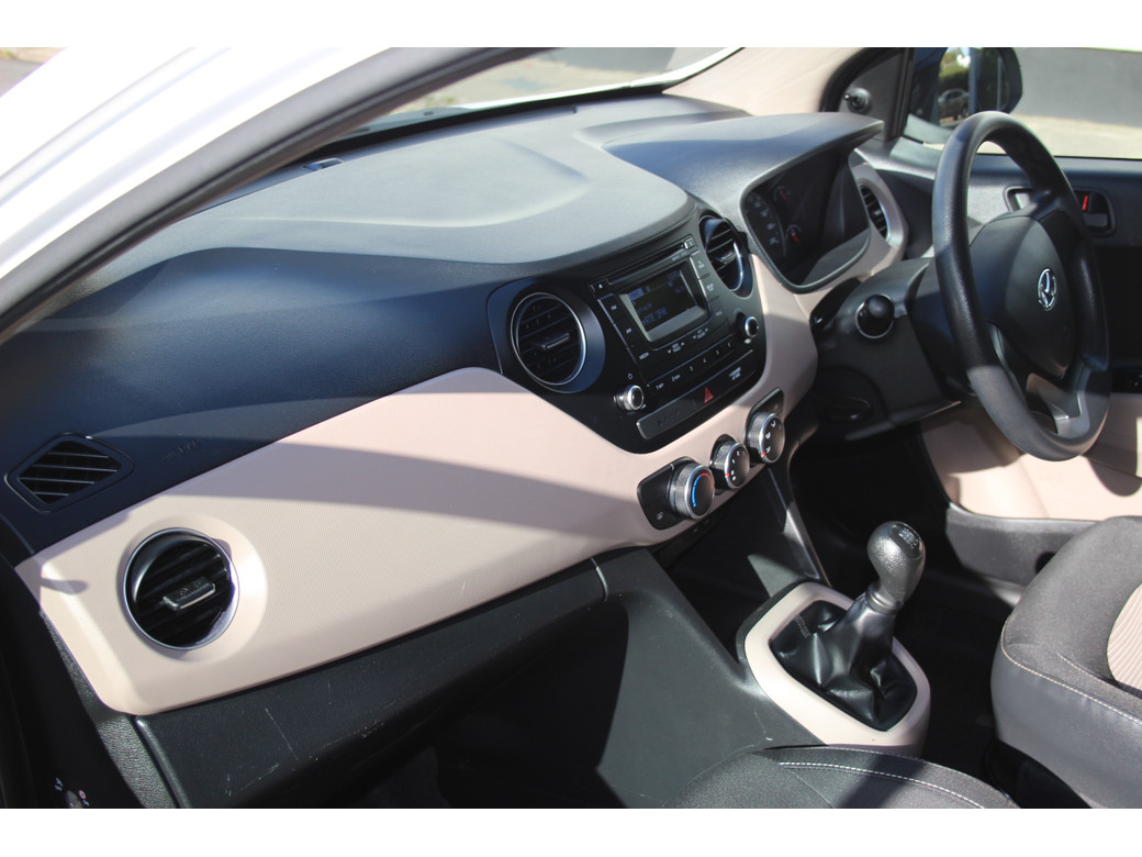 2015 Hyundai i10