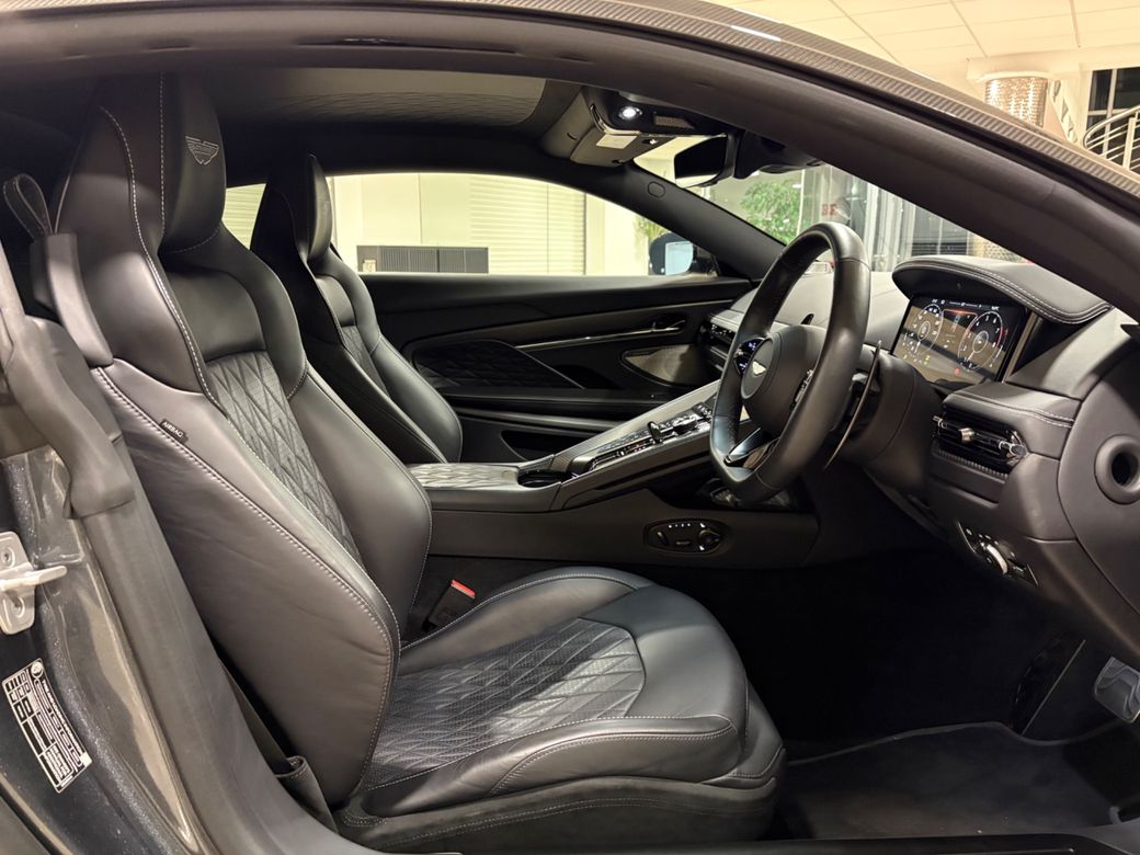 2024 Aston Martin DB12