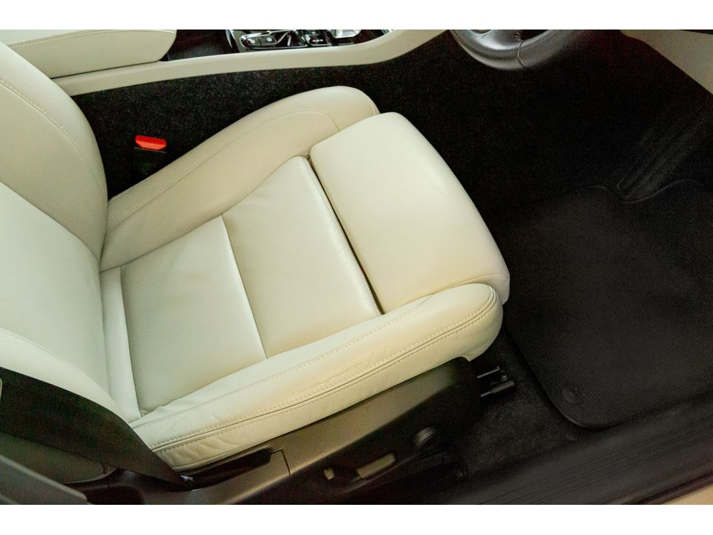 2022 Volvo XC40
