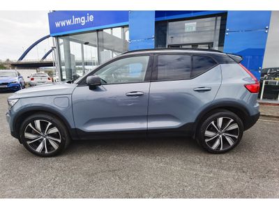 2022 Volvo XC40