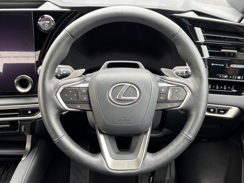 2025 Lexus RX450h+