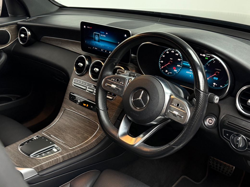 2023 Mercedes-Benz GLC Class
