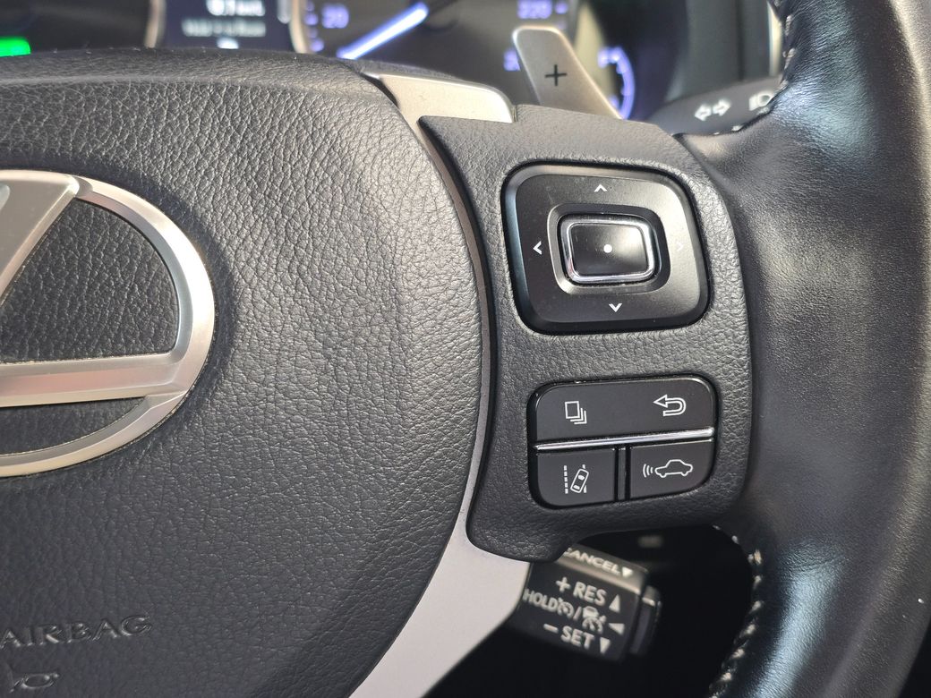 2019 Lexus IS 300h