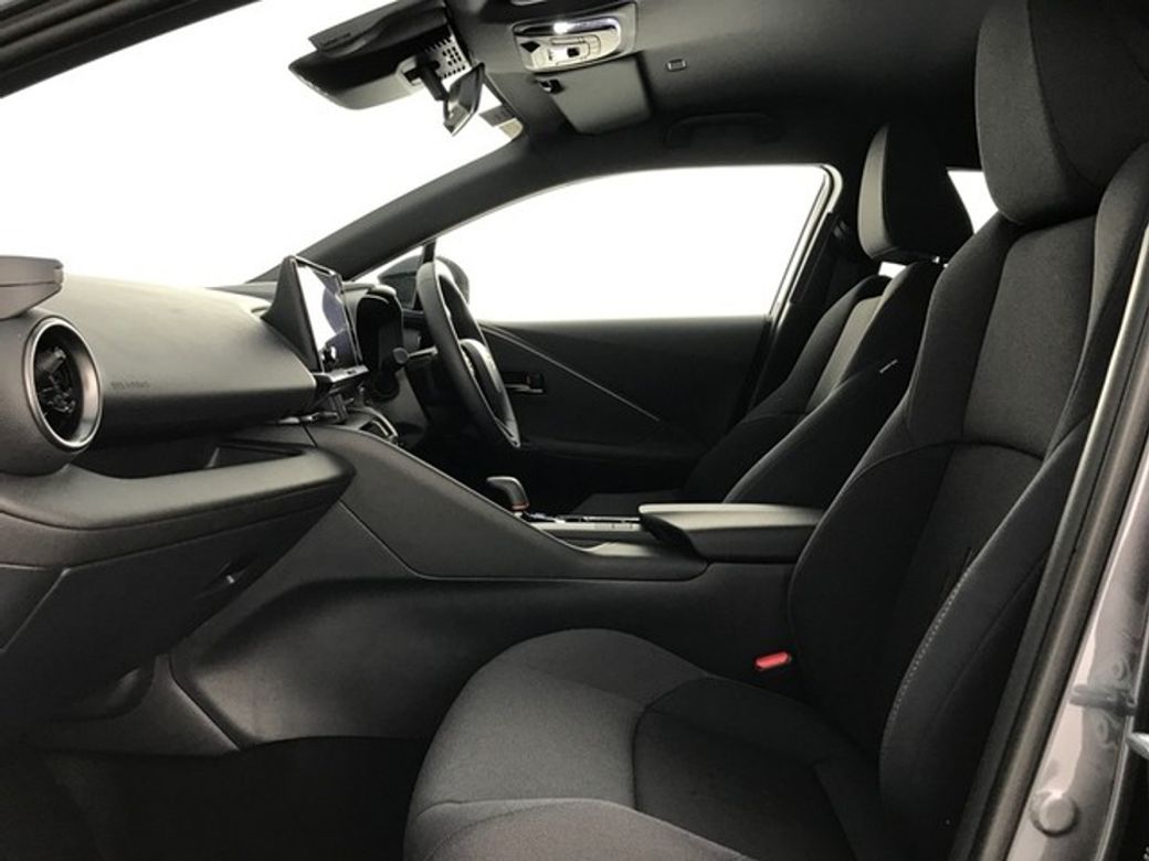 2025 Toyota C-HR