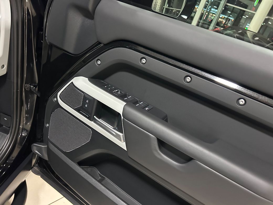 2024 Land Rover Defender