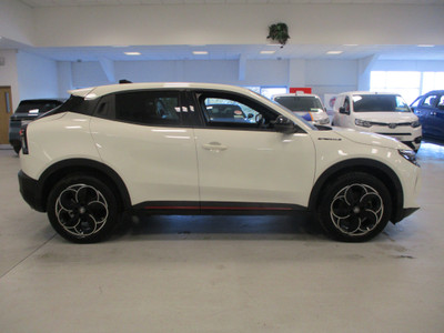 2025 Alfa Romeo Junior