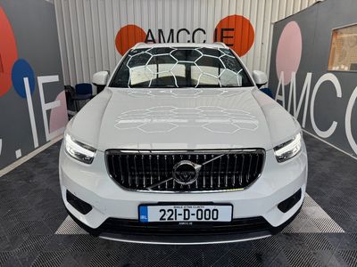2022 Volvo XC40