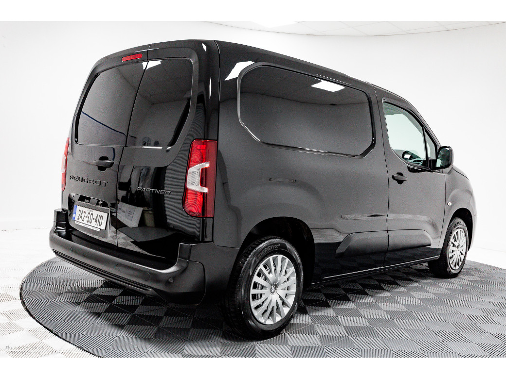 2024 Peugeot Partner
