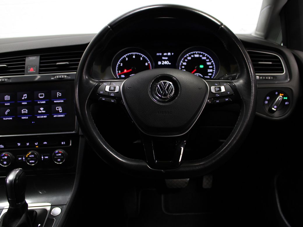 2017 Volkswagen Golf