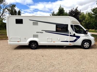 2017 SWIFT ESCAPE 684 LOW PROFILE R.H.D