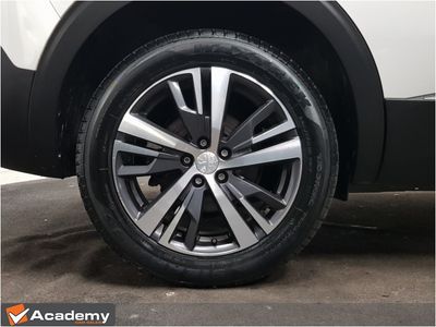 2024 Peugeot 5008