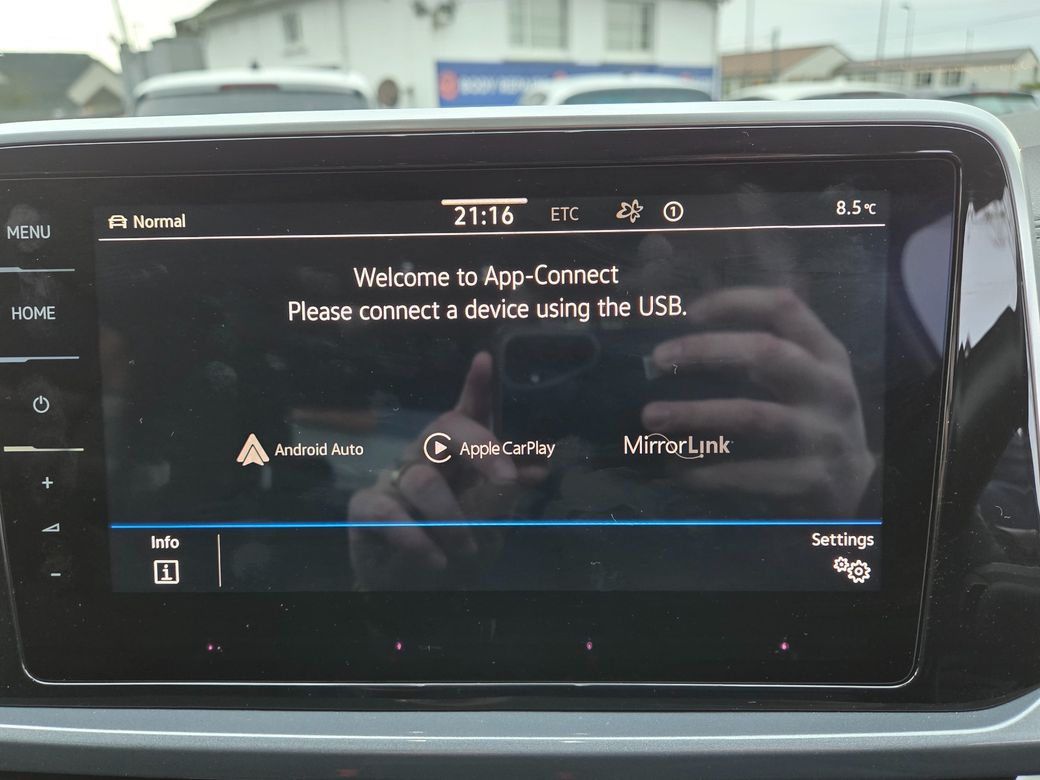 2023 Volkswagen T-Roc