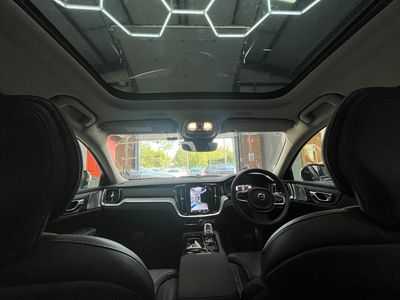 2024 Volvo V60
