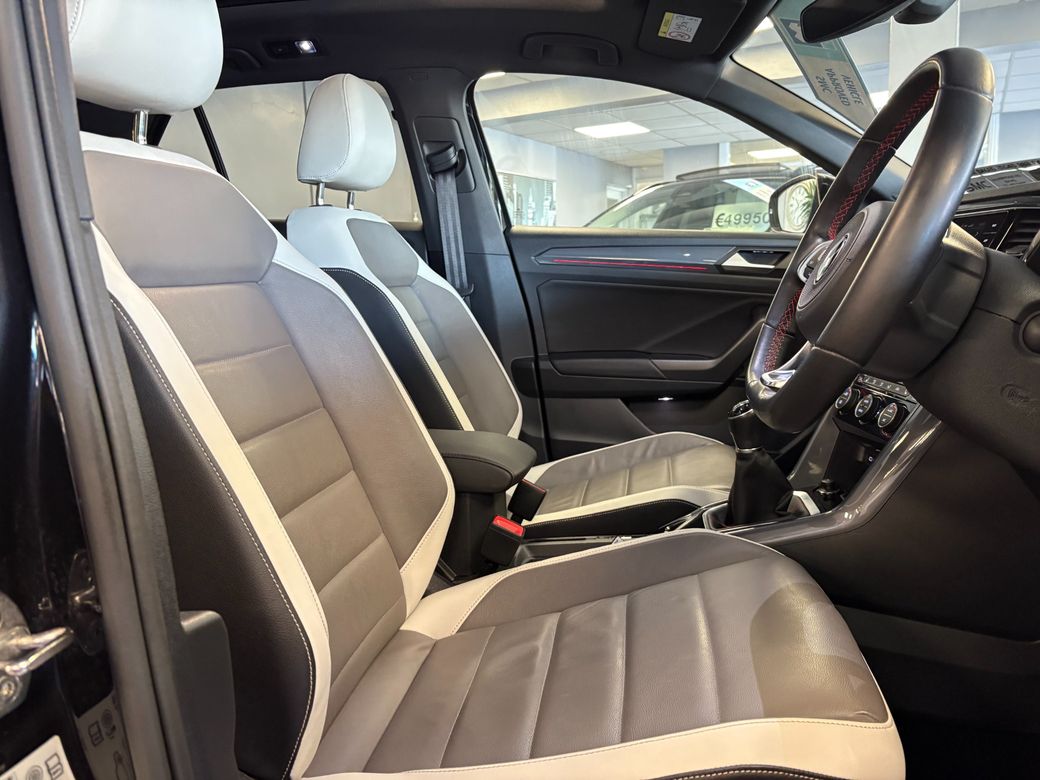2022 Volkswagen T-Roc