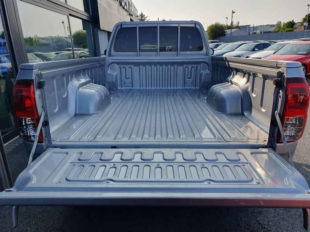 2023 Toyota Hilux