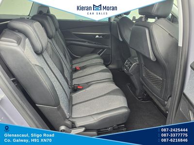 2020 Peugeot 5008