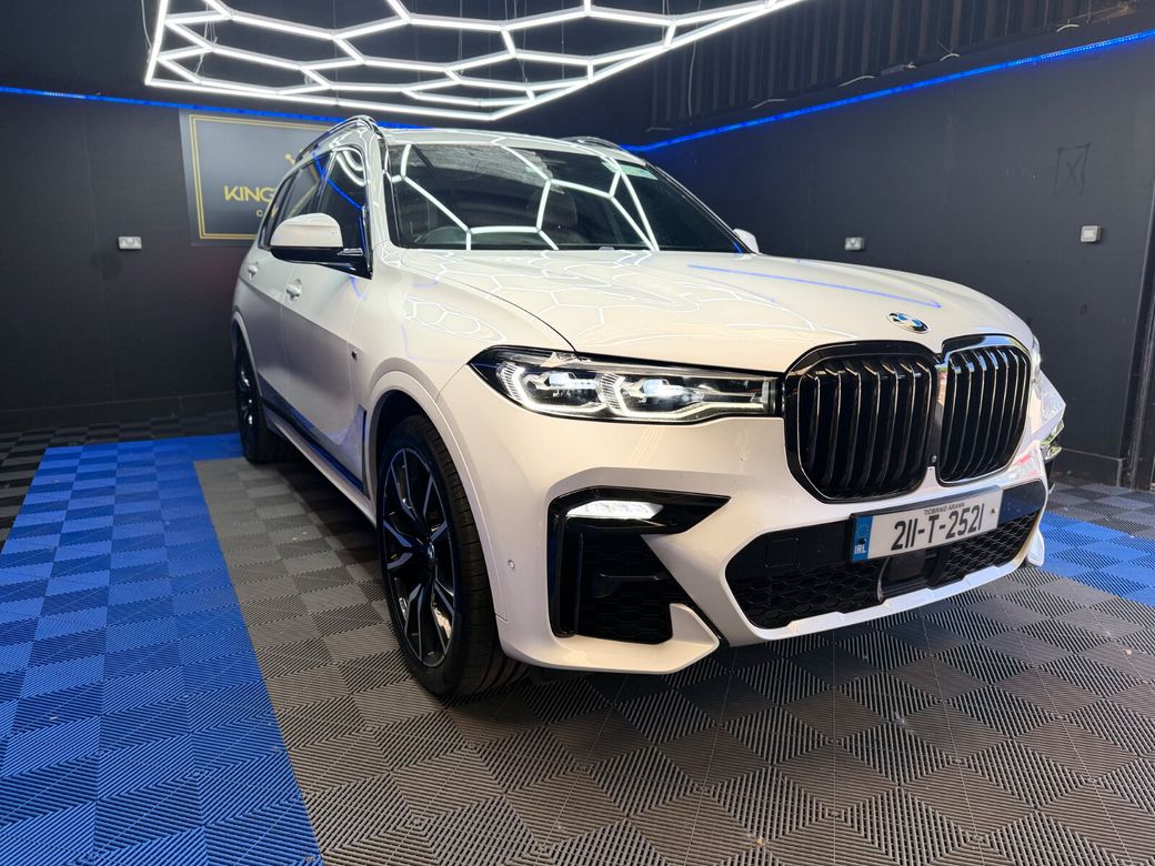 2021 BMW X7