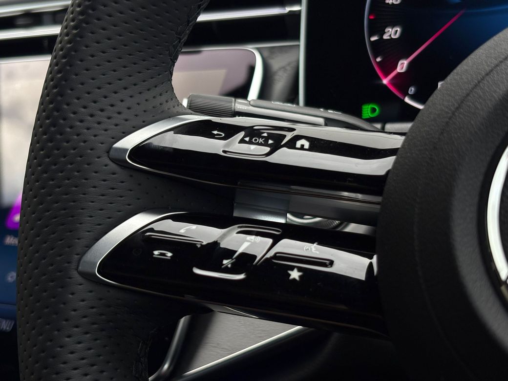 2025 Mercedes-Benz E 300