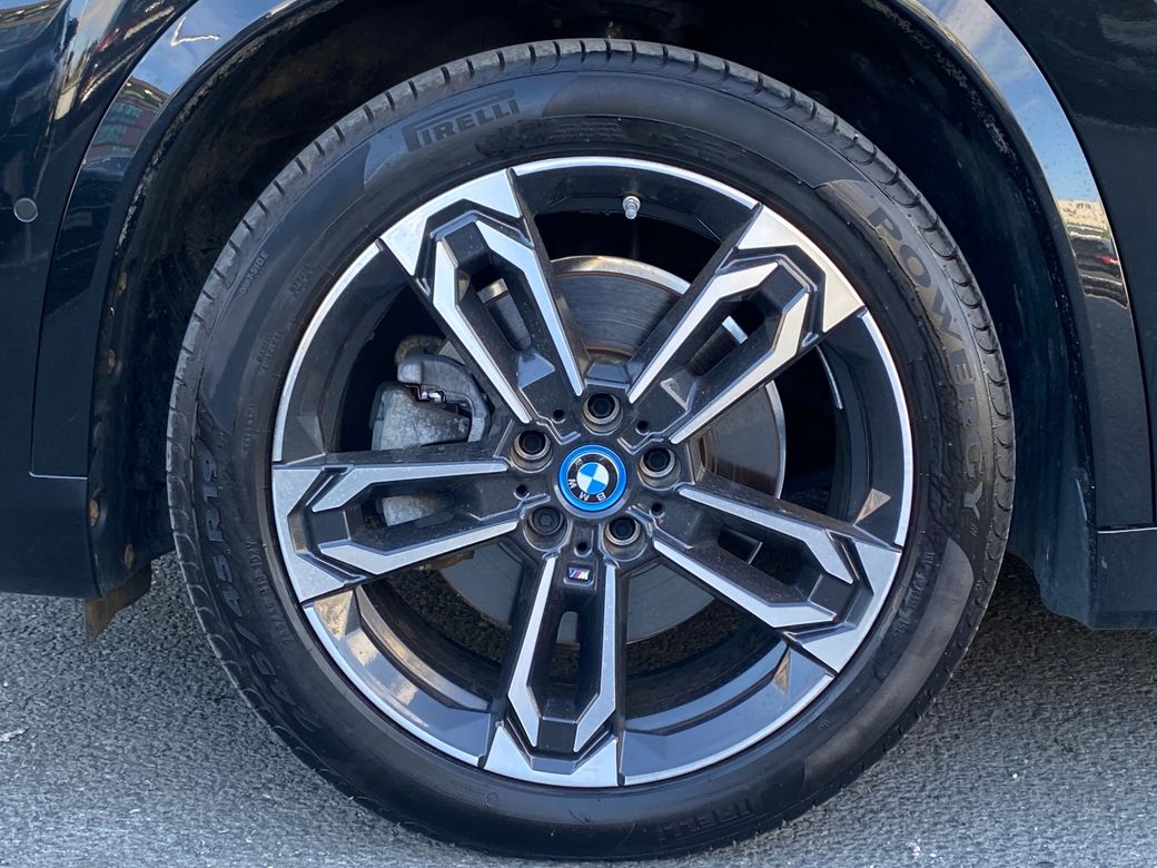 2023 BMW iX1