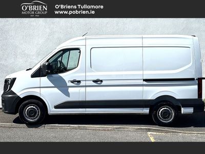 2025 Renault Master