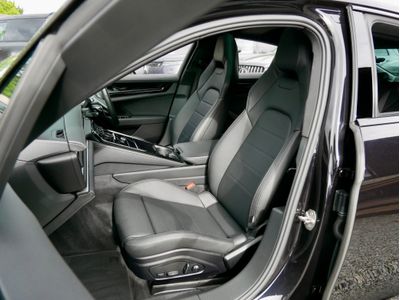 2025 Porsche Panamera