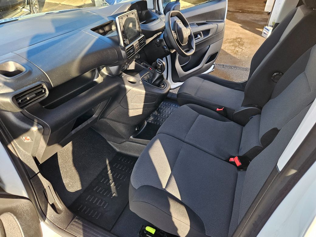 2020 Peugeot Partner