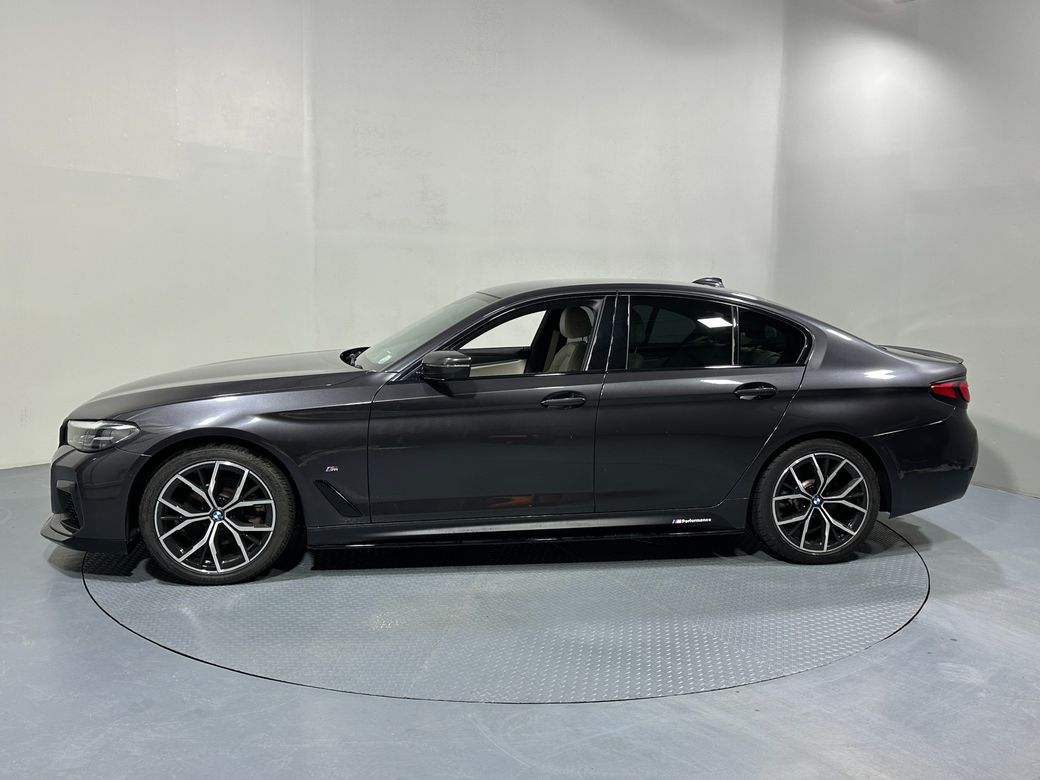2022 BMW 5 Series