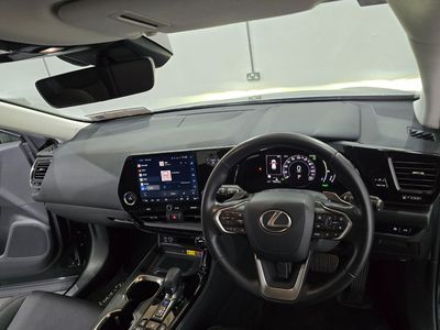 2023 Lexus NX 450H+