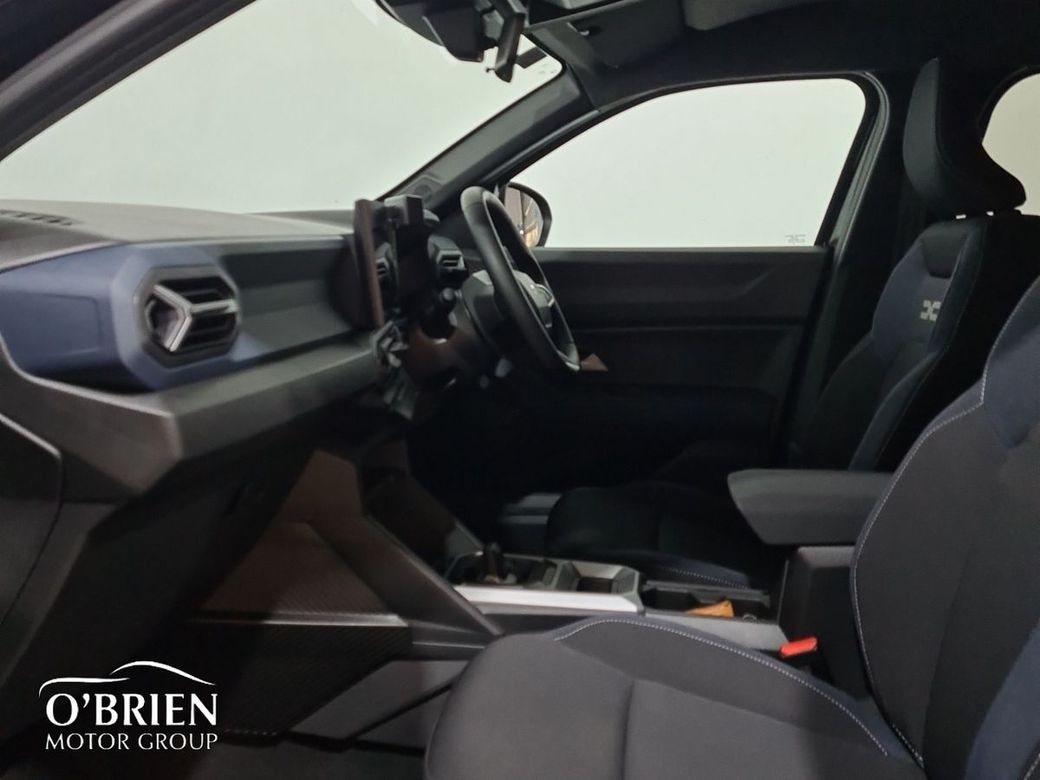 2025 Dacia Duster