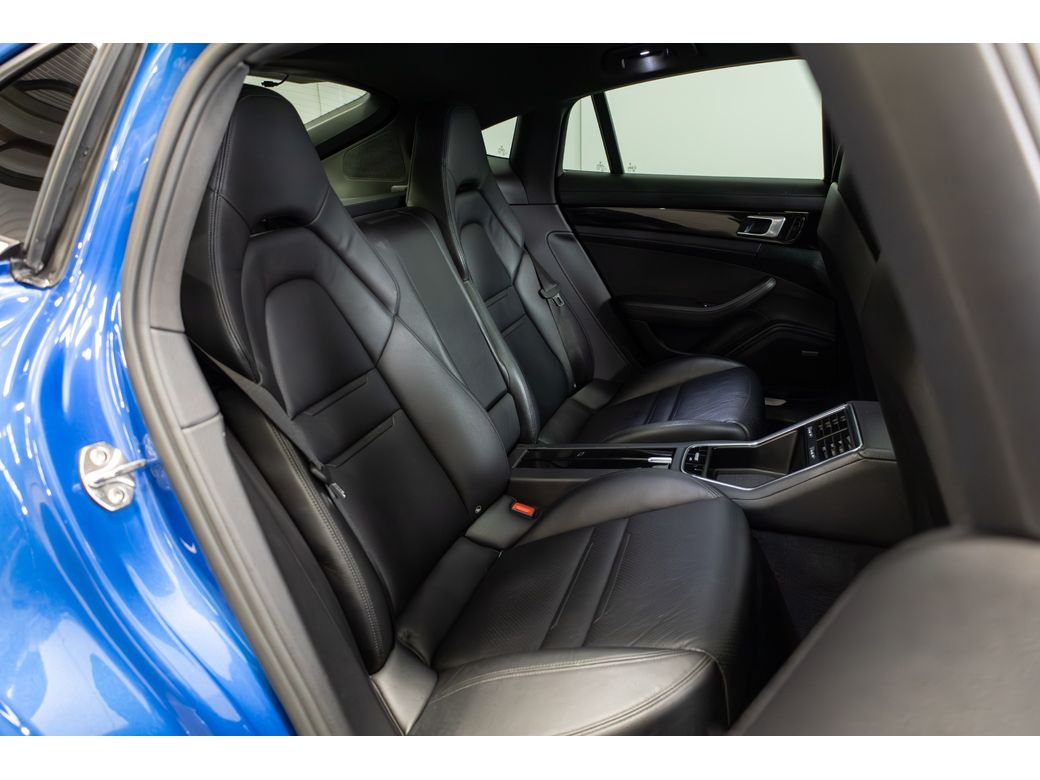 2018 Porsche Panamera