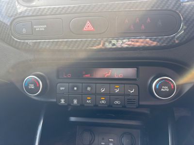 2018 Kia Carens