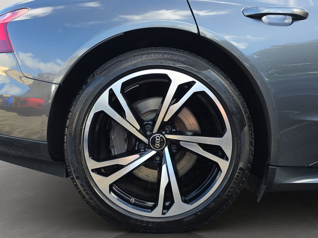 2022 Audi e-tron GT