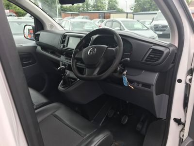 2021 Vauxhall Vivaro
