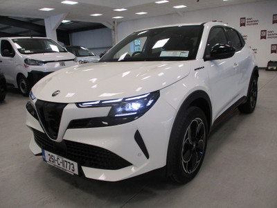 2025 Alfa Romeo Junior
