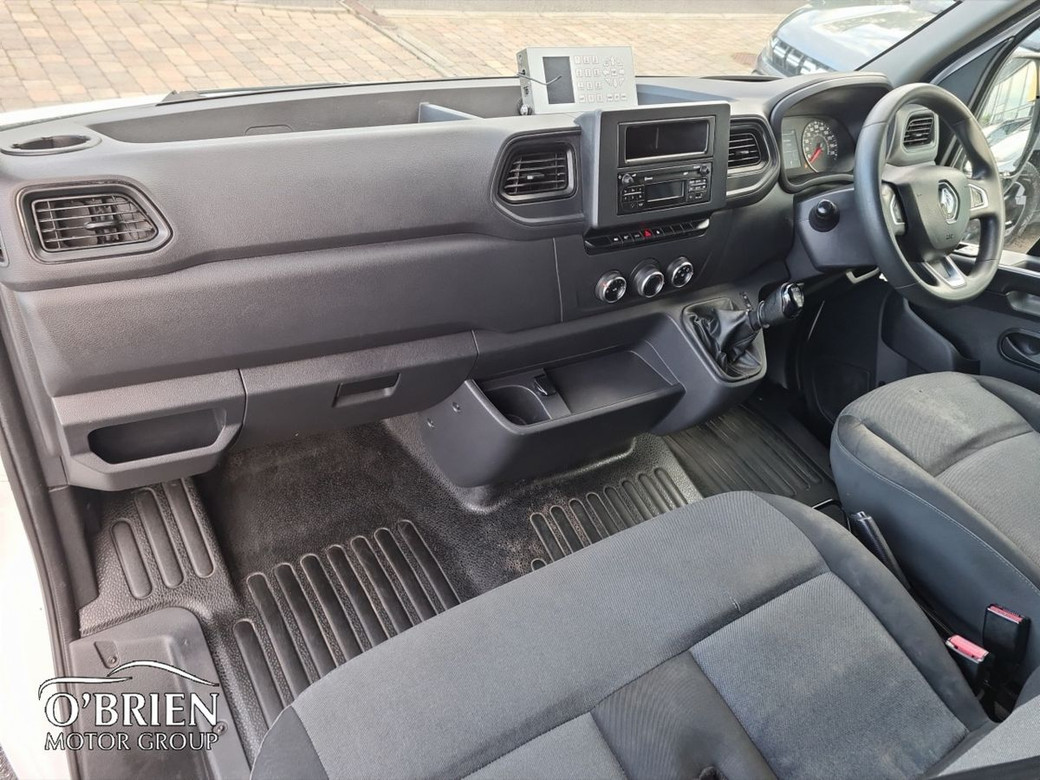 2021 Renault Master