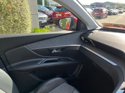 2017 Peugeot 3008